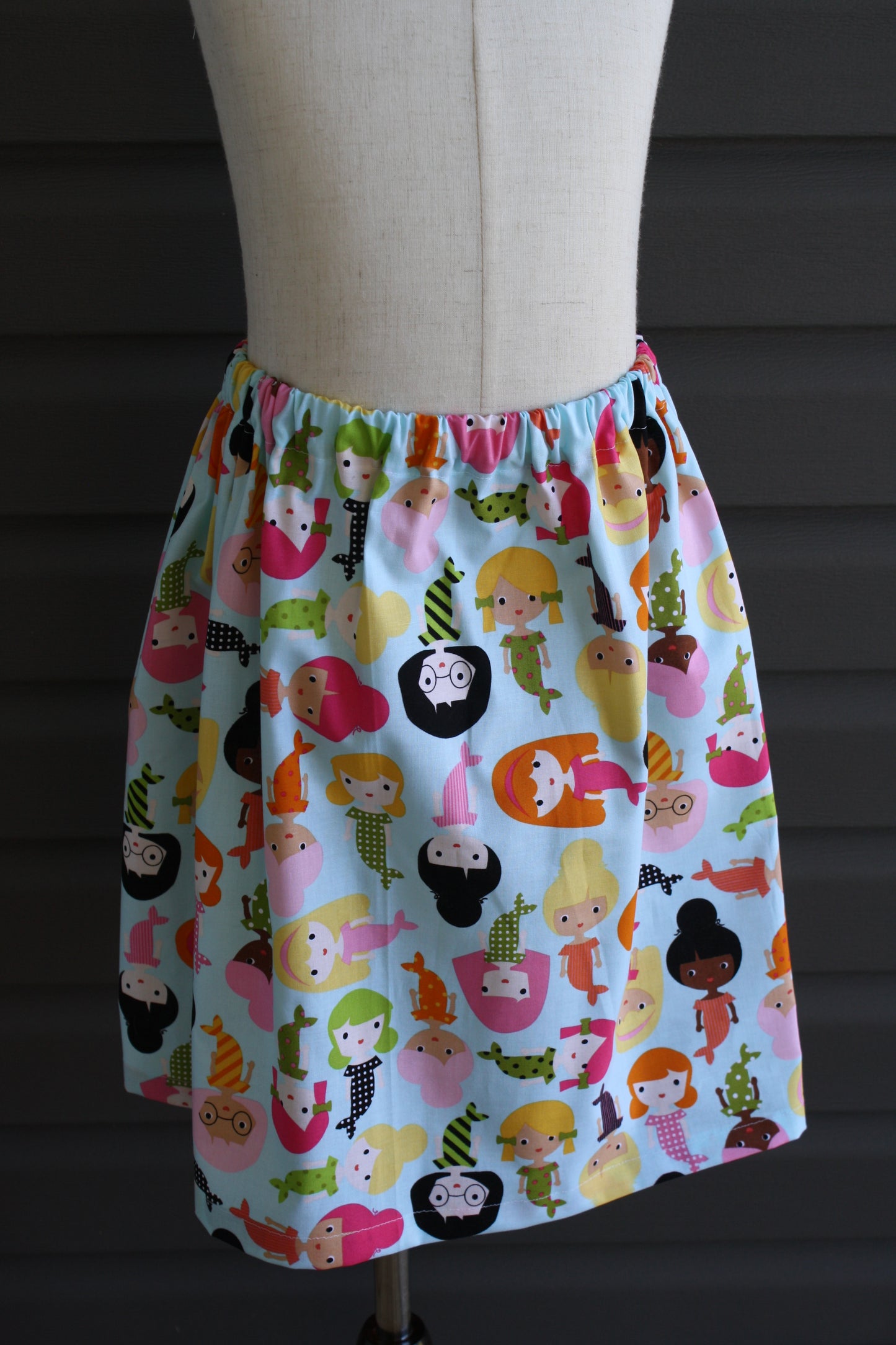 Mermaids kid skirt size 8