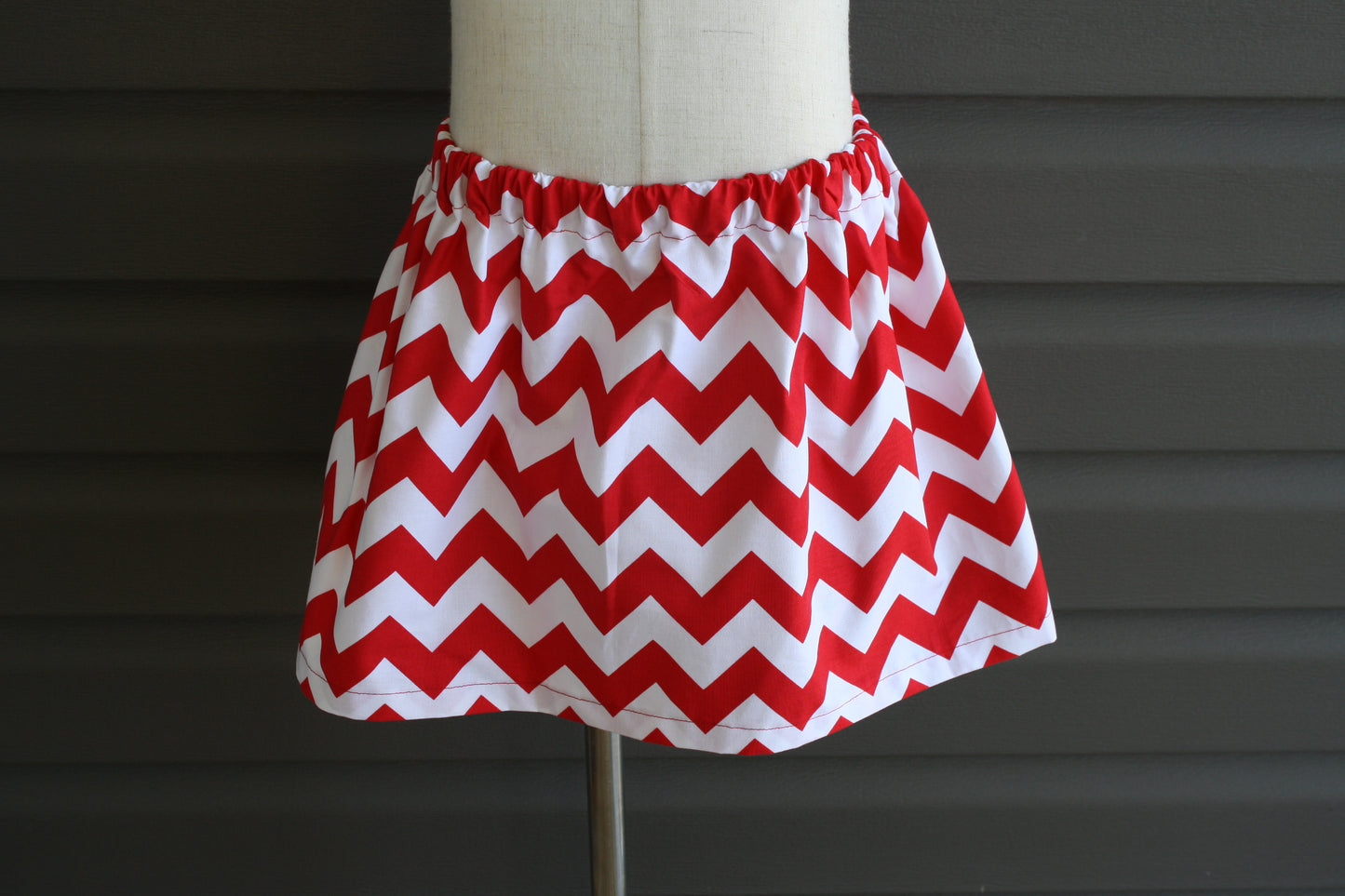 red chevron kids skirt size 2